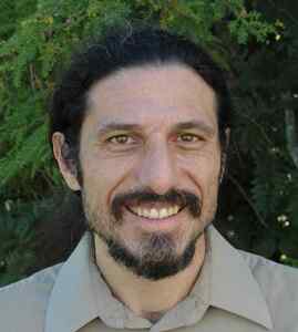 Lee Hachadoorian Headshot