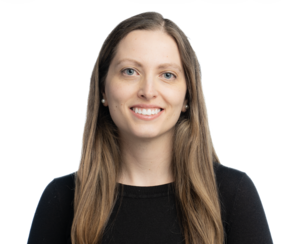 Amy Peterson Headshot