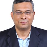 Vivek Vijayaraghavan Headshot