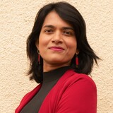 Shalini Kurapati Headshot