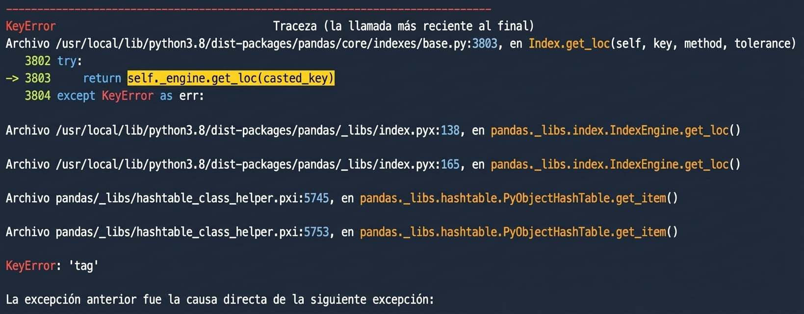 Traceback que muestra el archivo que produjo un error al ejecutarse y el tipo de error KeyError