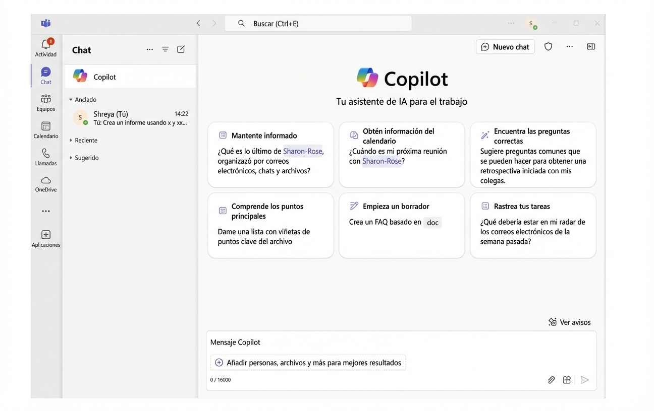 Captura de pantalla de Microsoft Teams con el chat de Copilot abierto.