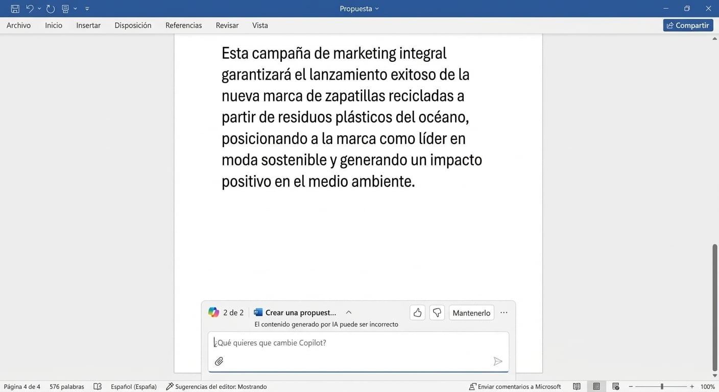 Chat de Copilot abierto con la opción de guardar el borrador o hacer más preguntas.
