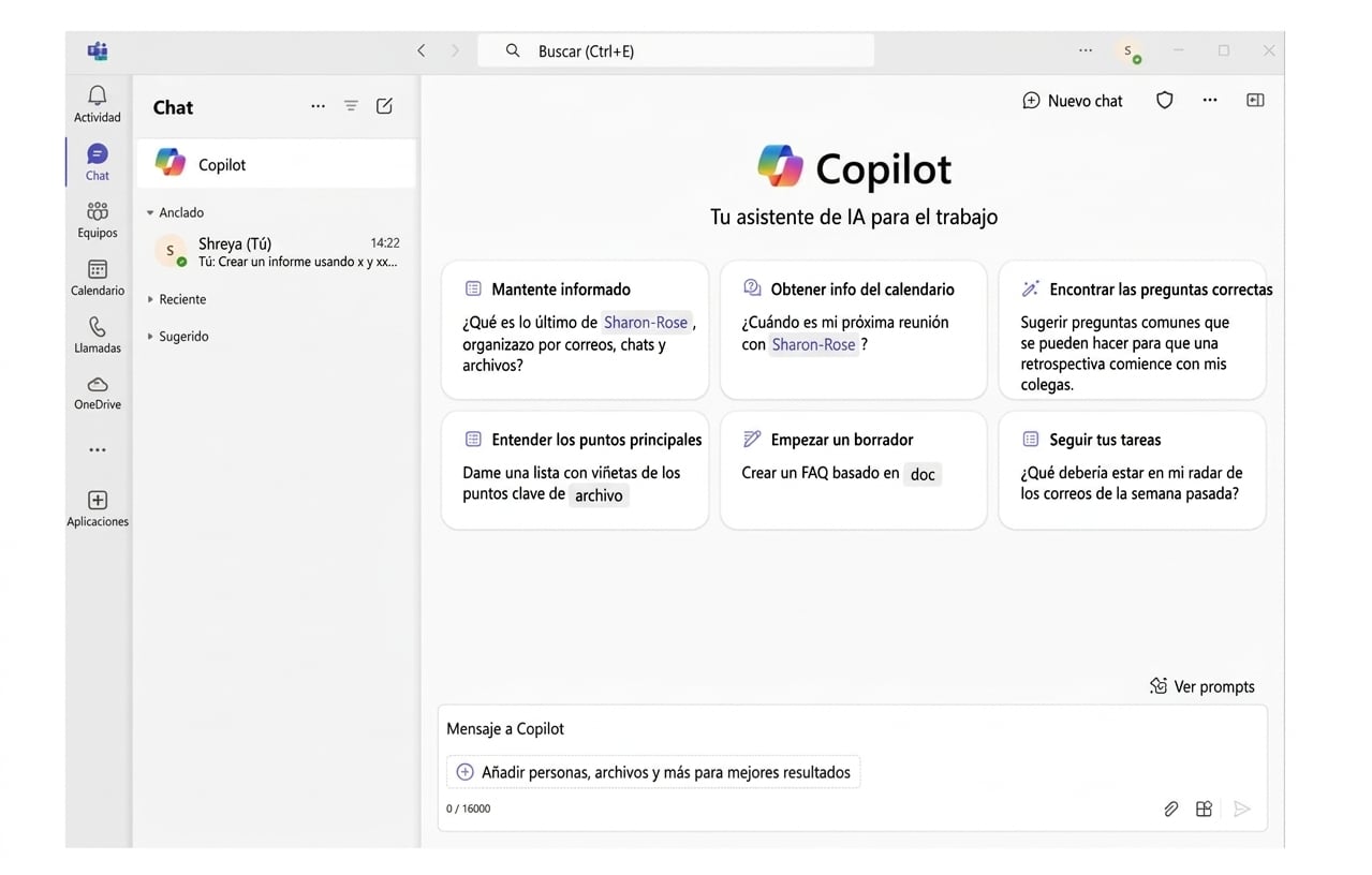 Captura de pantalla de Microsoft Teams con el chat de Copilot abierto.