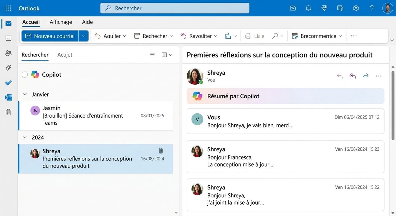 Un long fil de courriels entre deux collègues, une ou un chef de produit et une ou un concepteur principal.