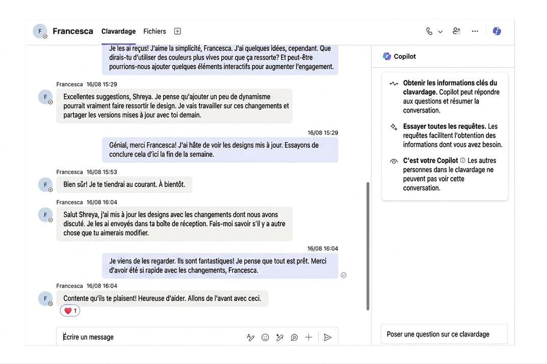 Capture d'écran de Microsoft Teams avec le clavardage Copilot ouvert et l'icône Copilot en haut à gauche encerclée en rouge.
