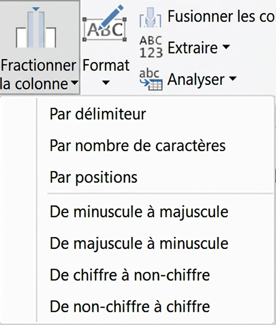 Une capture d'écran de Power Query montrant la transformation Fractionner la colonne et ses options