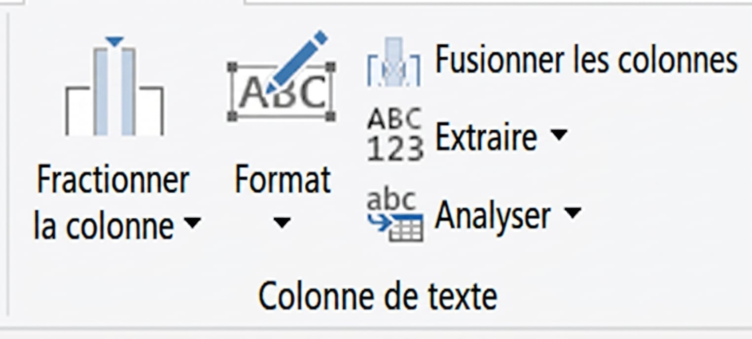 Une capture d’écran de l’interface Power Query montrant les options de transformation de texte