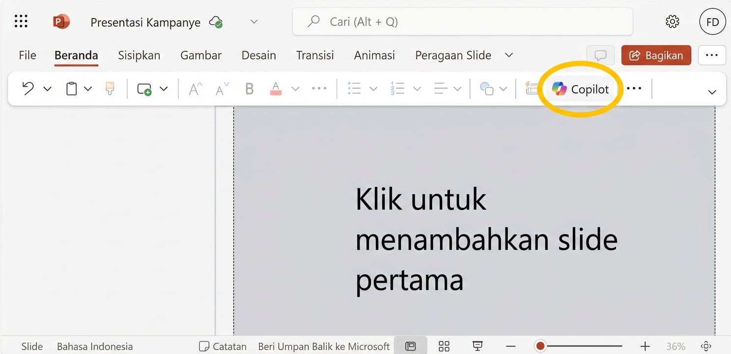 Tangkapan Layar dokumen PowerPoint kosong dengan ikon Copilot.
