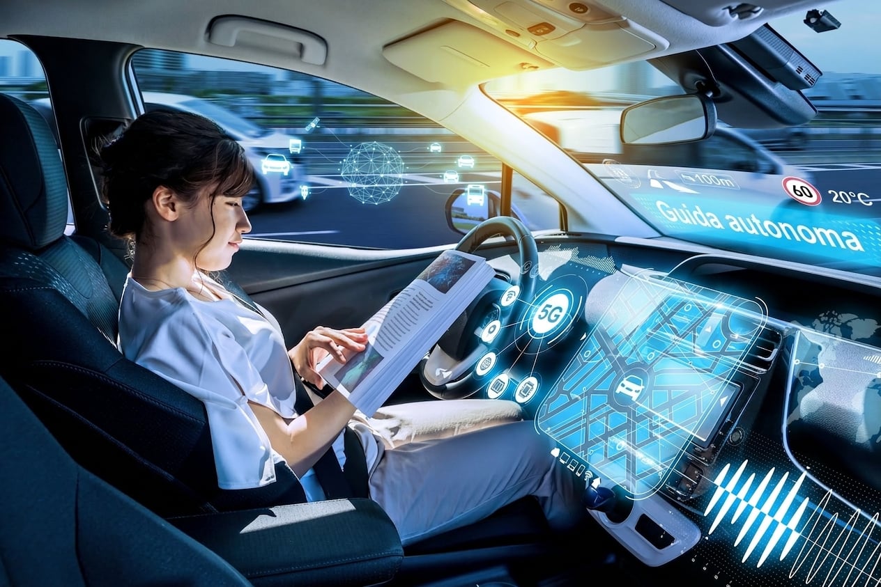 Immagine che mostra le auto a guida autonoma come esempio di applicazione dell’AI