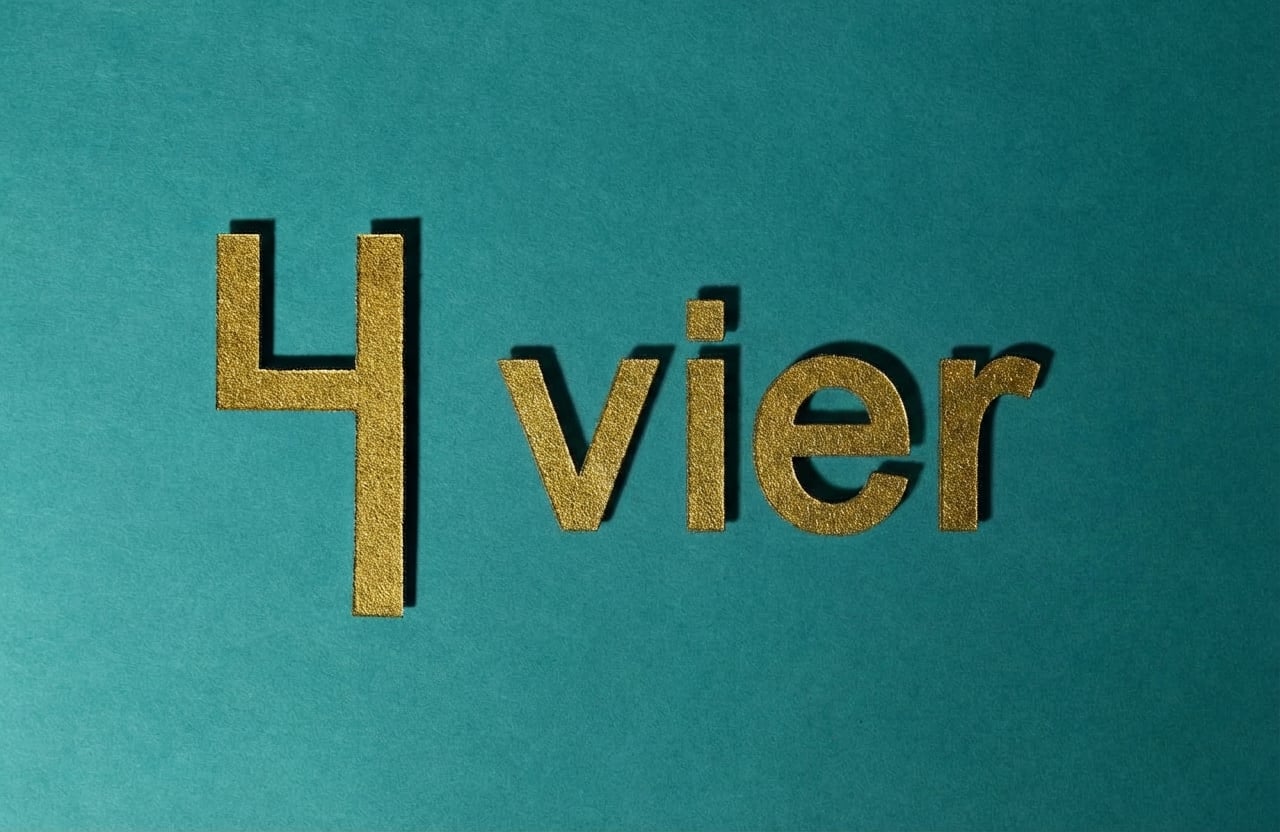 Afbeelding van een vier op een groene achtergrond