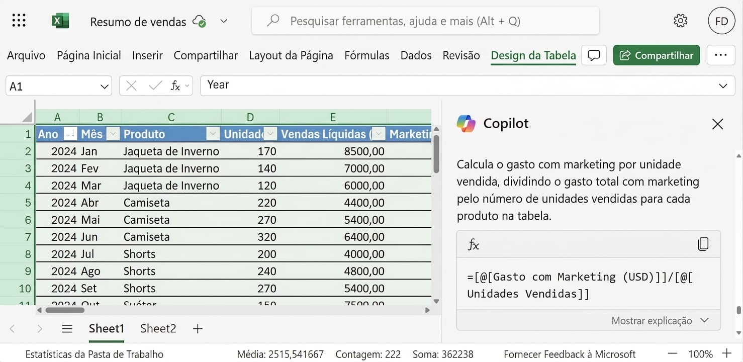 Um documento Excel aberto mostrando dados de produtos de vestuário e um chat do Copilot aberto ao lado com o resultado da fórmula