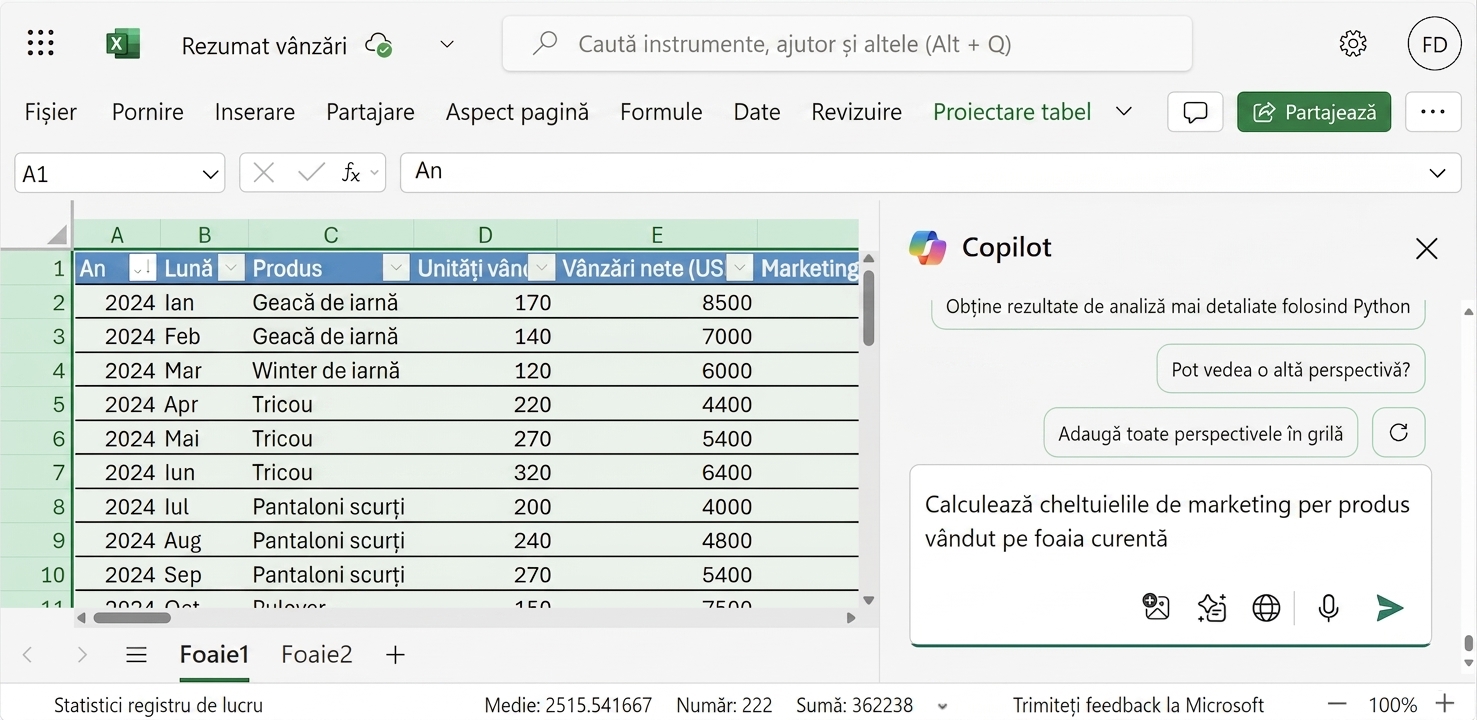 Un document Excel deschis cu date despre produse vestimentare și un chat Copilot lateral, în care utilizatorul solicită calcularea cheltuielilor medii de marketing per produs din foaia curentă.