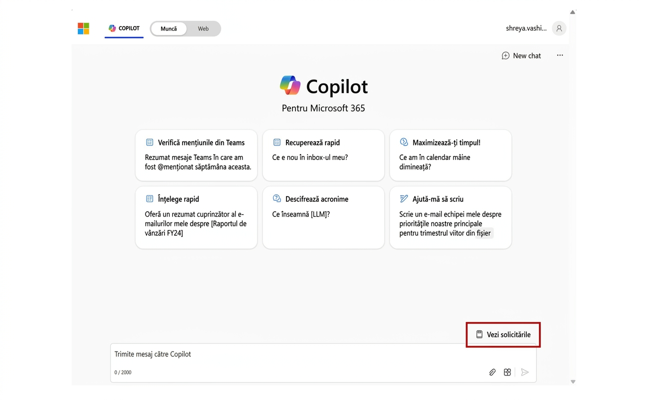 Pagina principală a Copilot pentru Microsoft 365 cu opțiunea de vizualizare a prompturilor.
