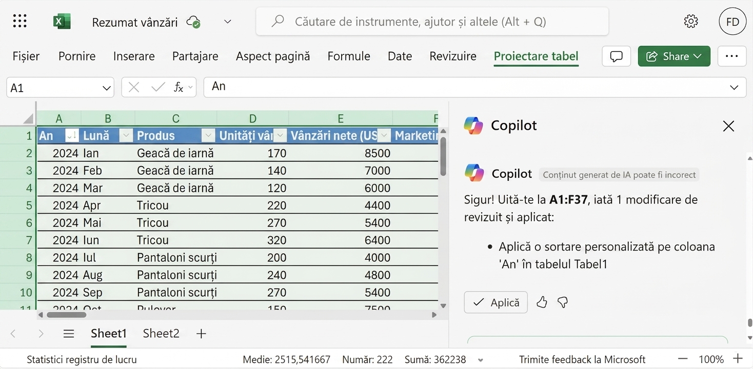 Un document Excel deschis cu date despre produse vestimentare și un chat Copilot lateral, în care utilizatorul solicită sortarea după coloana Anul.