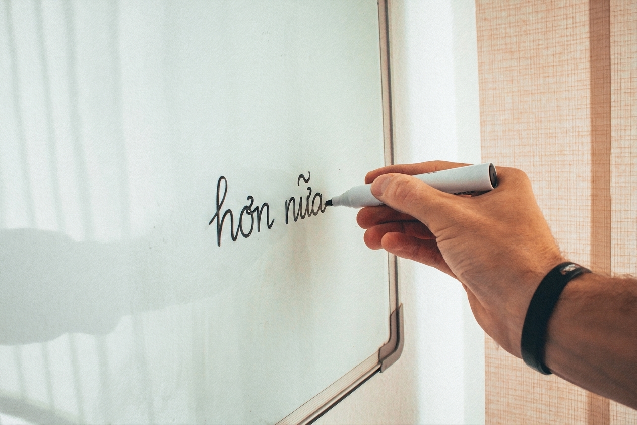 Nhiều dữ liệu hơn.