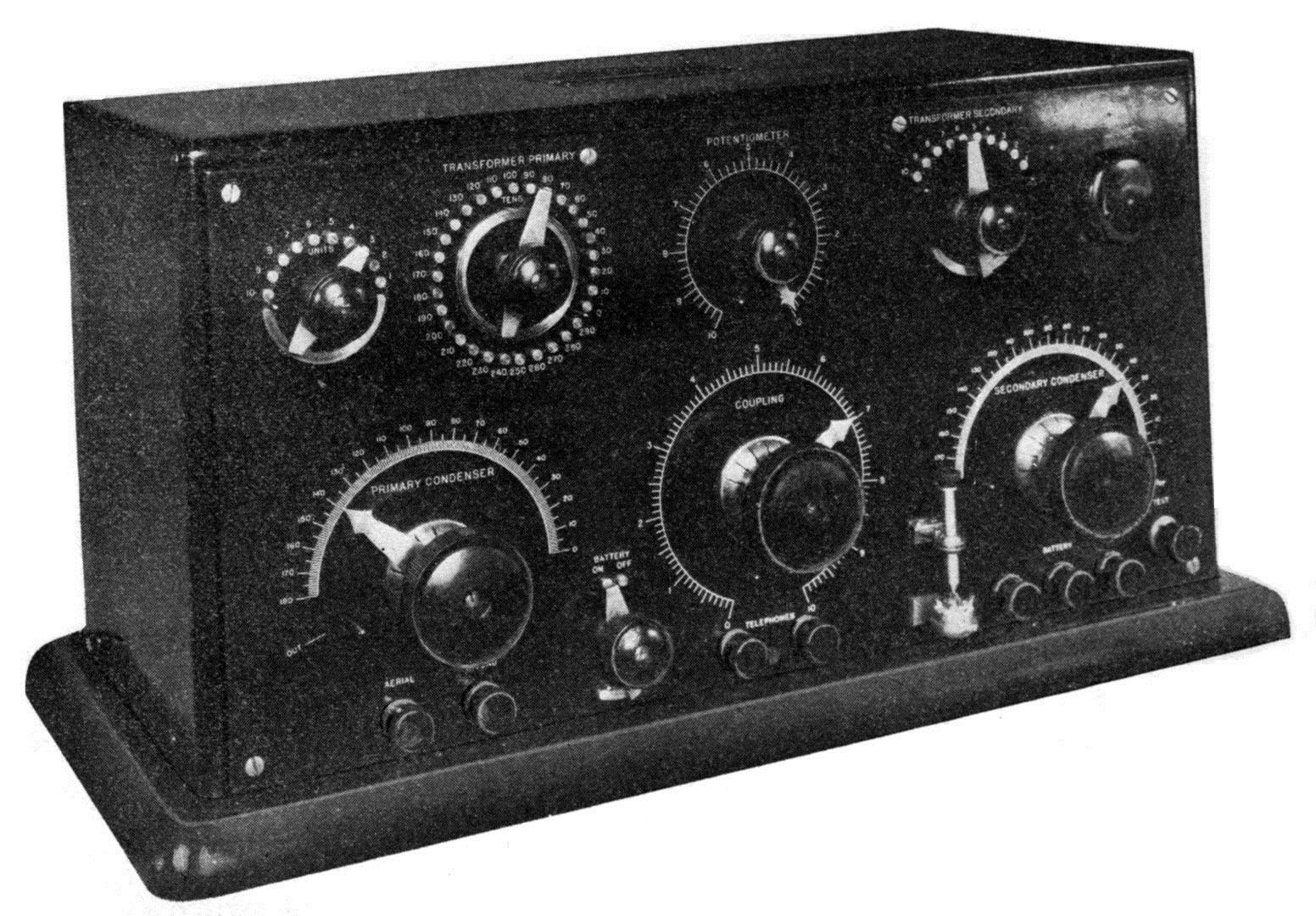 Old Radio with dials