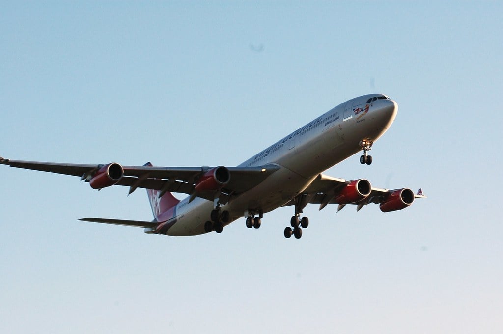 airplane.jpg
