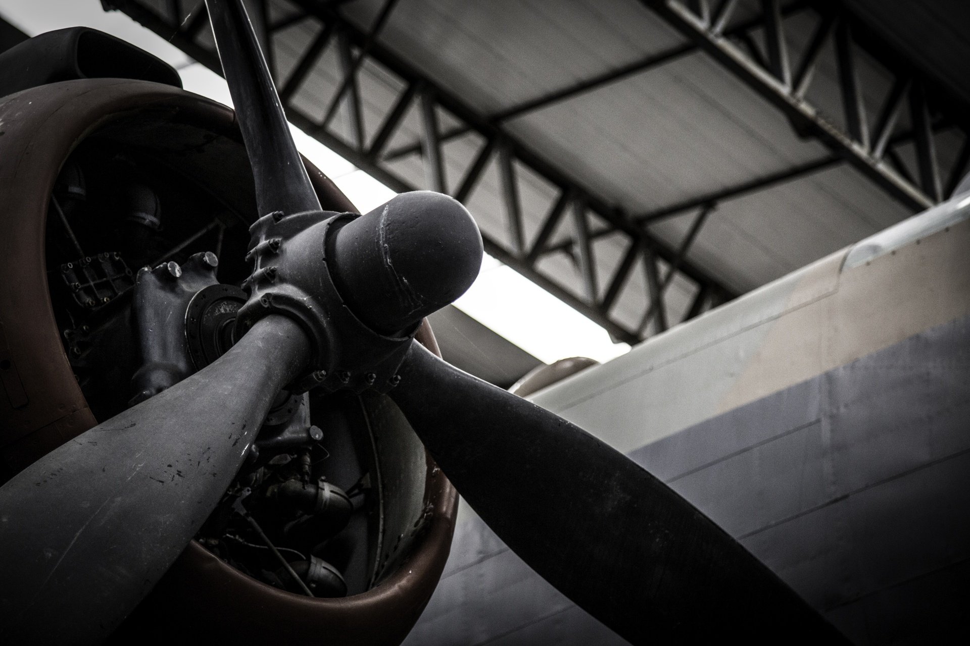 Propeller plane engine
