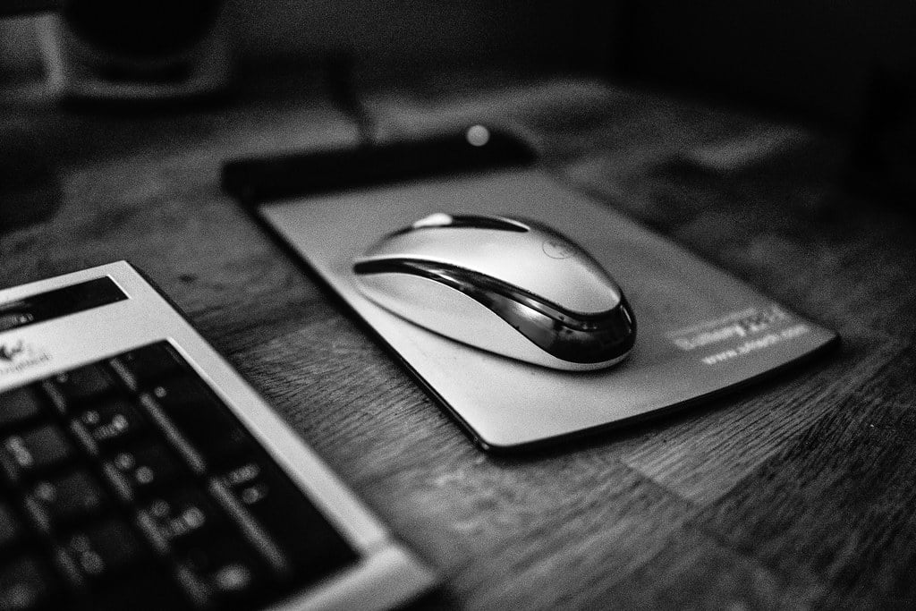 image showing a mouse and keyboard