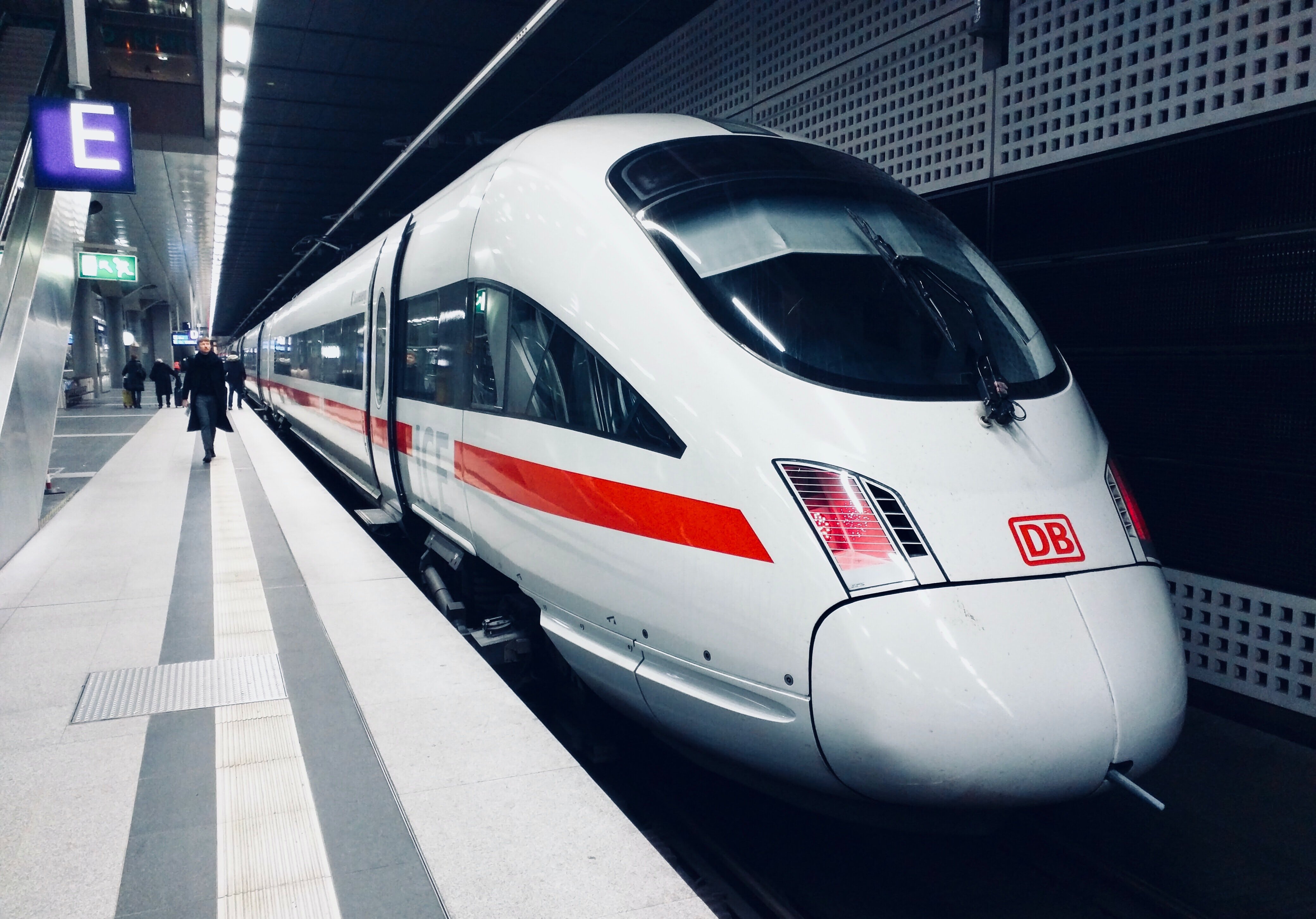 train_at_a_platform.png
