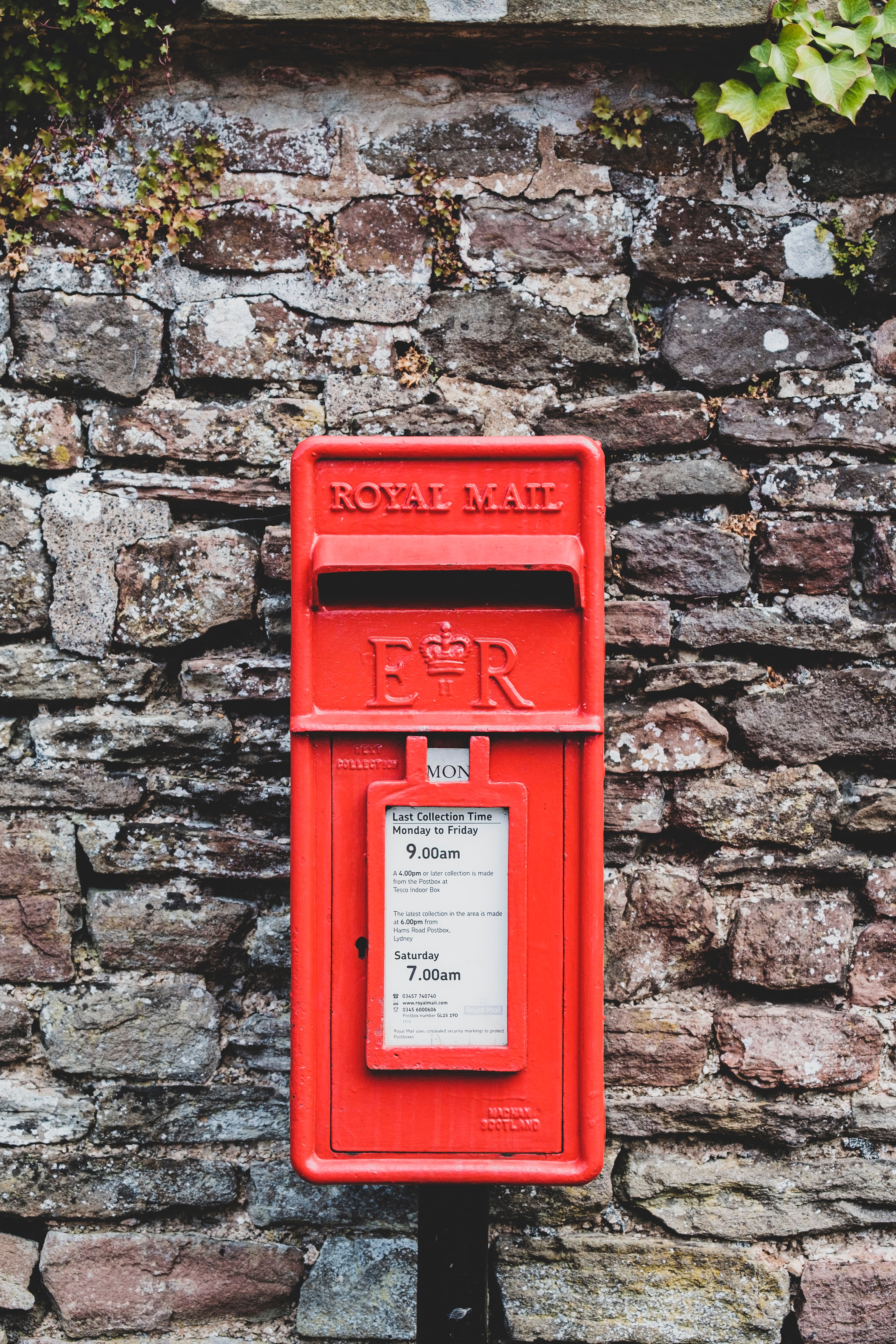 Mail box