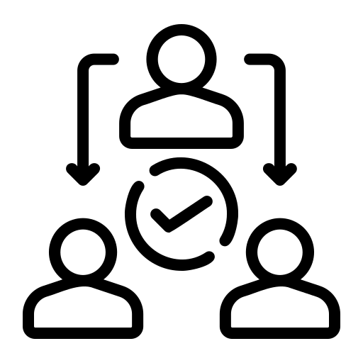 Icon of top-level executives and data leaders.