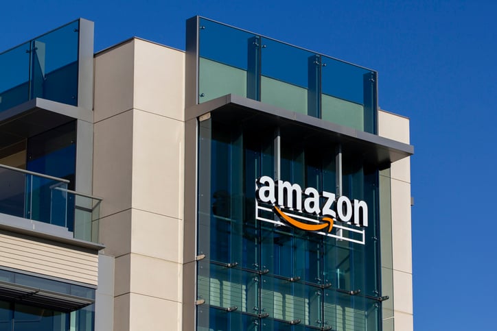 Uma foto do prédio de escritórios da Amazon.
