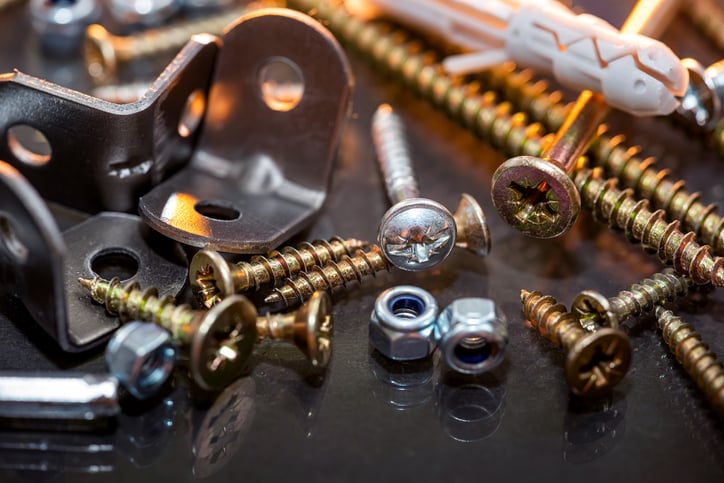 Image of nails and other types of fasteners