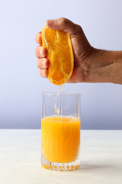 Squeeze orange