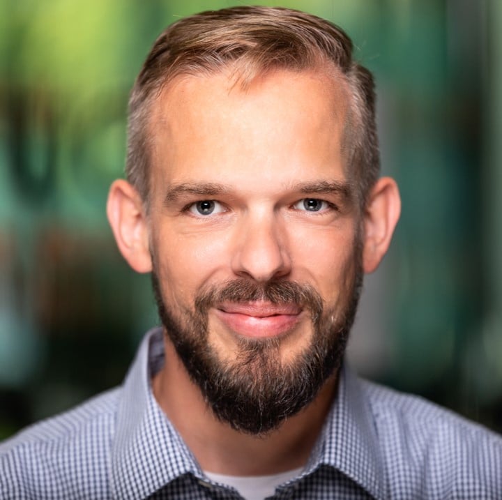 Portrait photo of Philipp Kowalski, instructor for this course