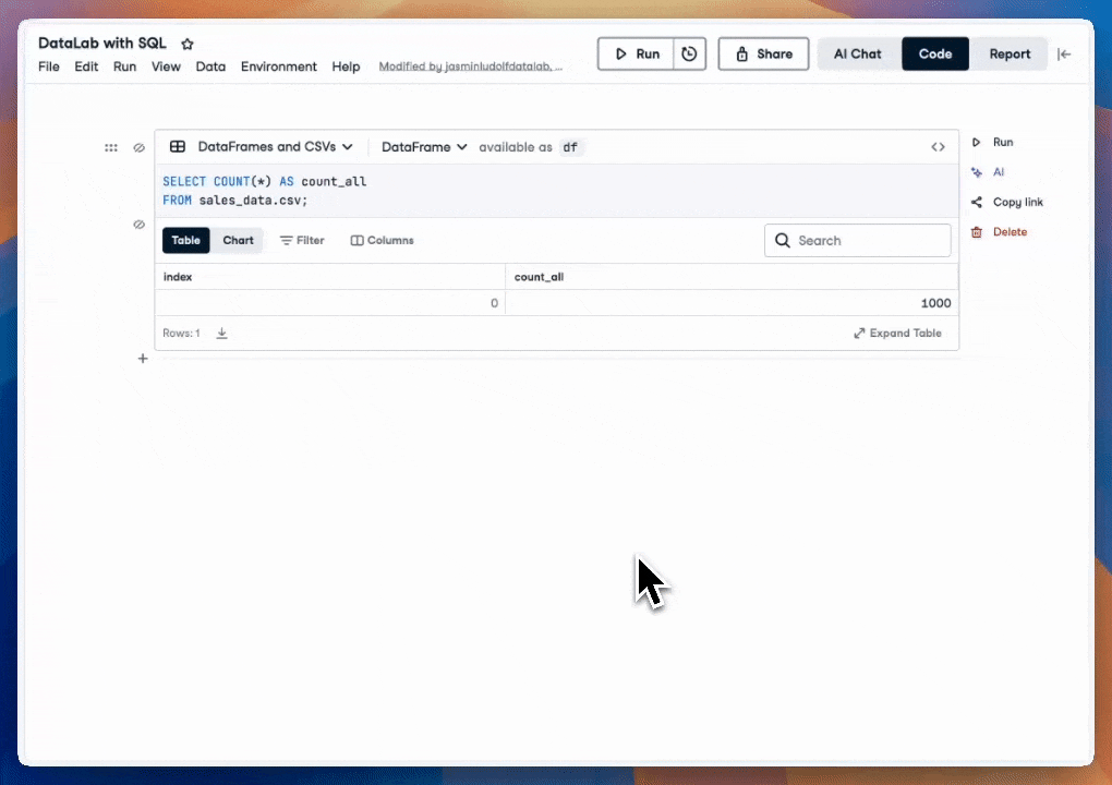 GIF on DataLab showing the first header in a SQL cell