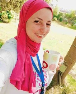 Esraa Elmeniawy avatar
