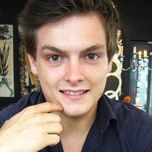 Vincent Vankrunkelsven Headshot