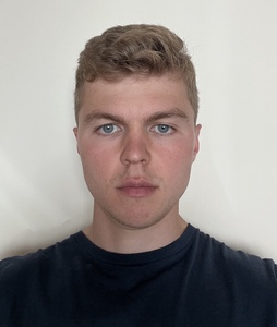 Maksim Anisimov avatar