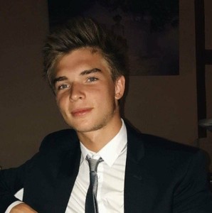 Benjamin  Hillen avatar