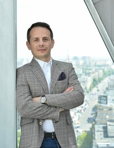 Cosmin Mihai MARINESCU avatar