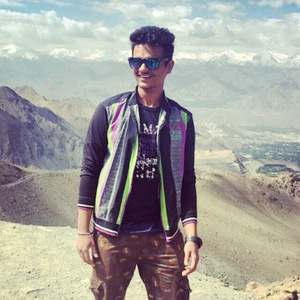 AKSHAT MAHESHWARI avatar