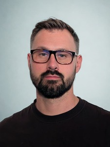 Miroslaw Steblik avatar