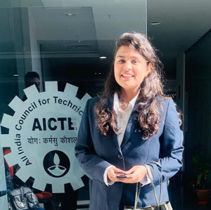 Khushi  Baphna avatar