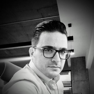 Mohammad Hossein Arad avatar