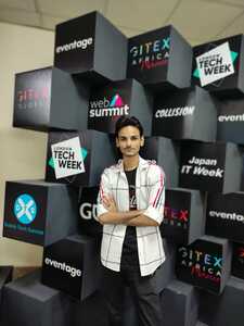 Huzaifa azhar avatar