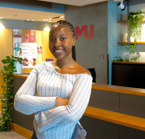 Elicia Chikandiwa