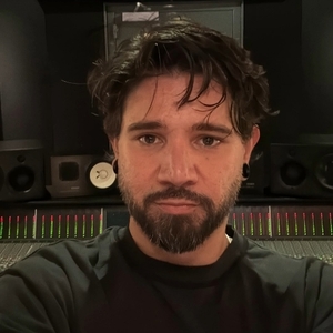 Alexander Flores Avatar